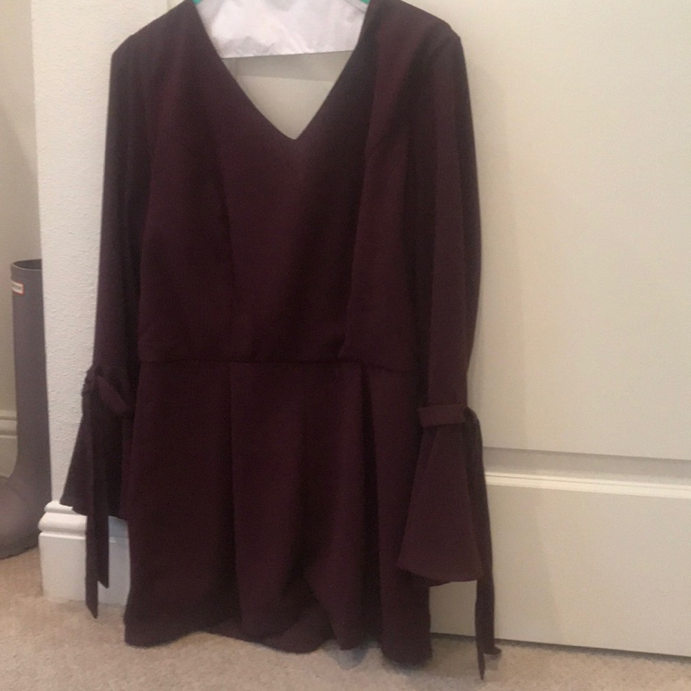 WORN ONCE Maroon bell sleeve romper